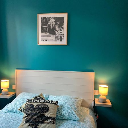 T2 La Vie En Bleu Apartment Orleans Bagian luar foto